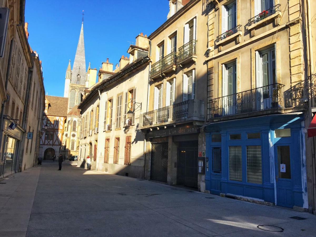 Centre Historique - Le Patio Apartment Dijon